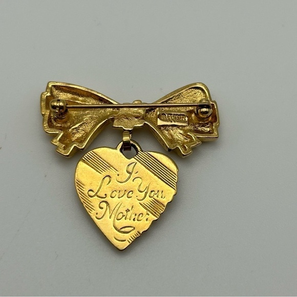 Vintage Avon Gold Tone Textured Ribbon Hanging Heart Brooch Pin Mother’s Day - Picture 4 of 9